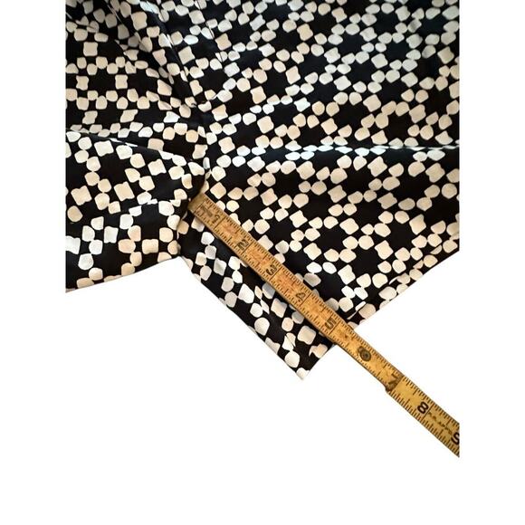 Banana Republic The AVONDALE White Black Polka Dot Hampton Shorts Size 8 - Picture 3 of 6